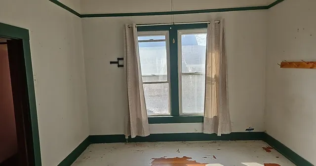 $43,500 | 201 South 9th Street, Herrin, IL 62948