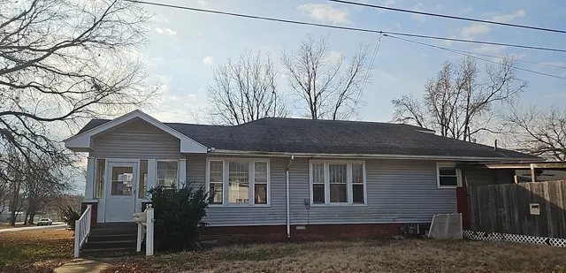 $43,500 | 201 South 9th Street, Herrin, IL 62948