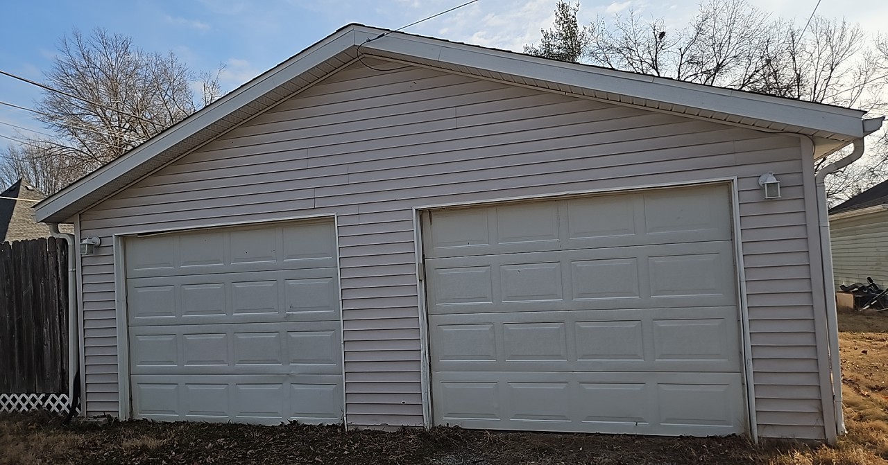 201 South 9th Street Herrin, IL 62948 - Photo 6 of 22