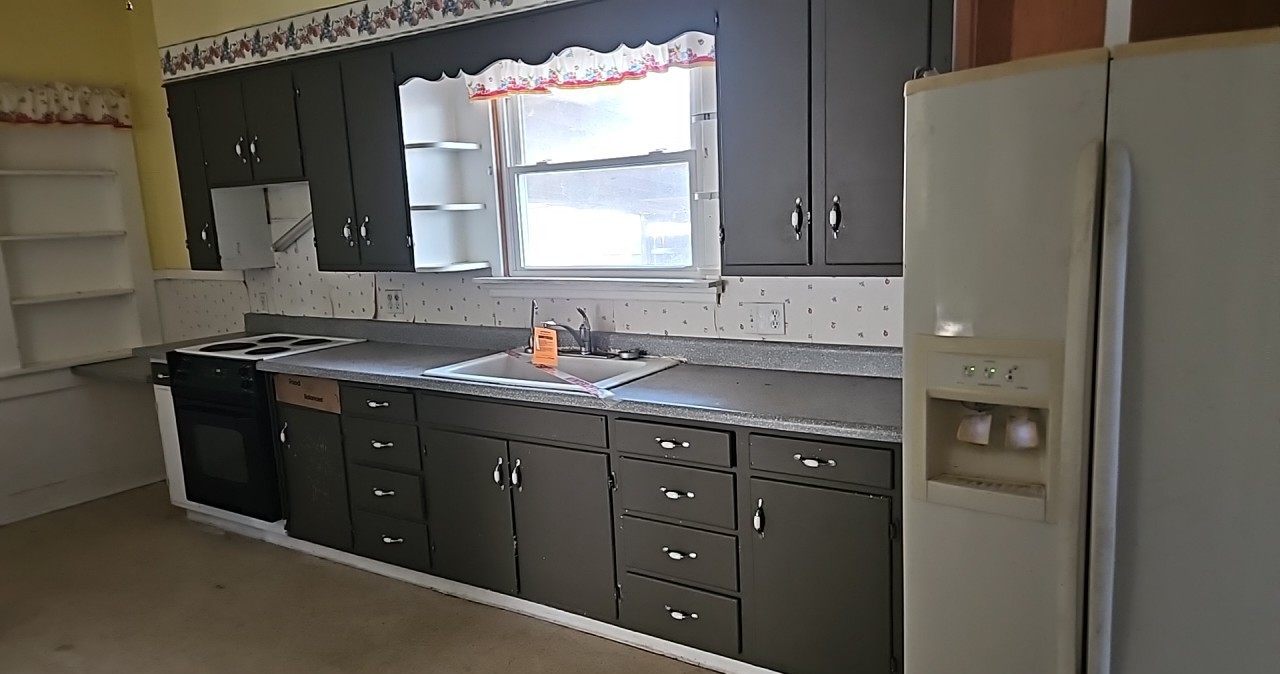 201 South 9th Street Herrin, IL 62948 - Photo 10 of 22