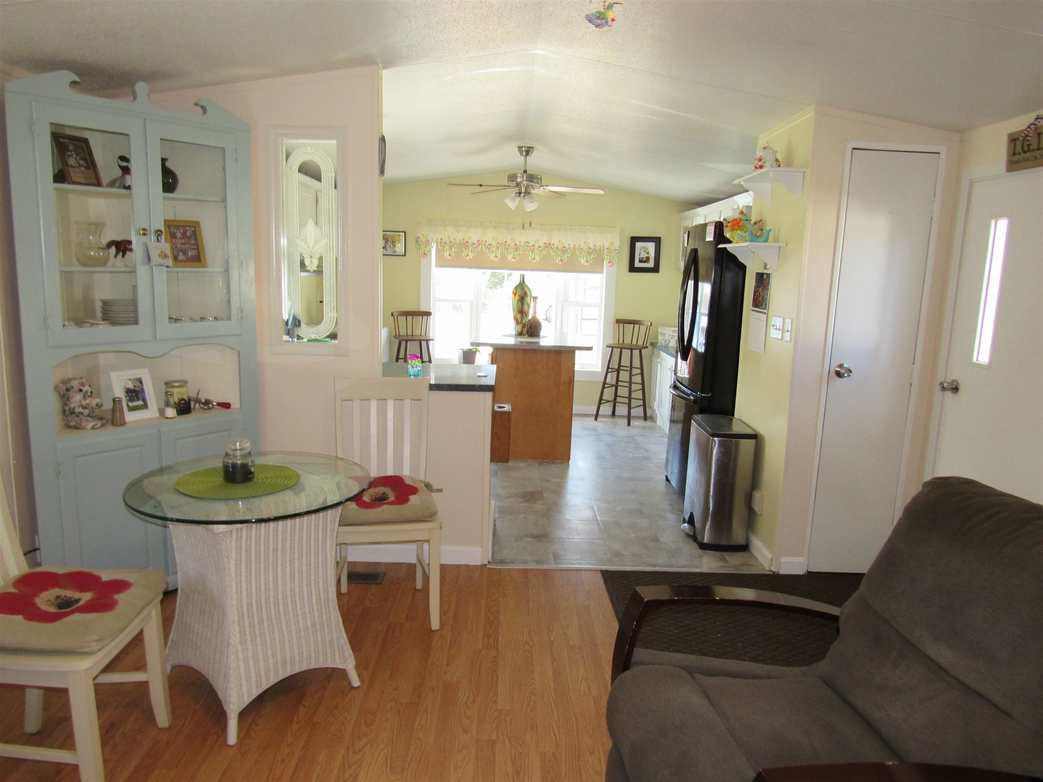 175 Leavitt Road, Unit 6 Pittsfield, NH 03263 - Photo 4 of 22 Gallery Image 4