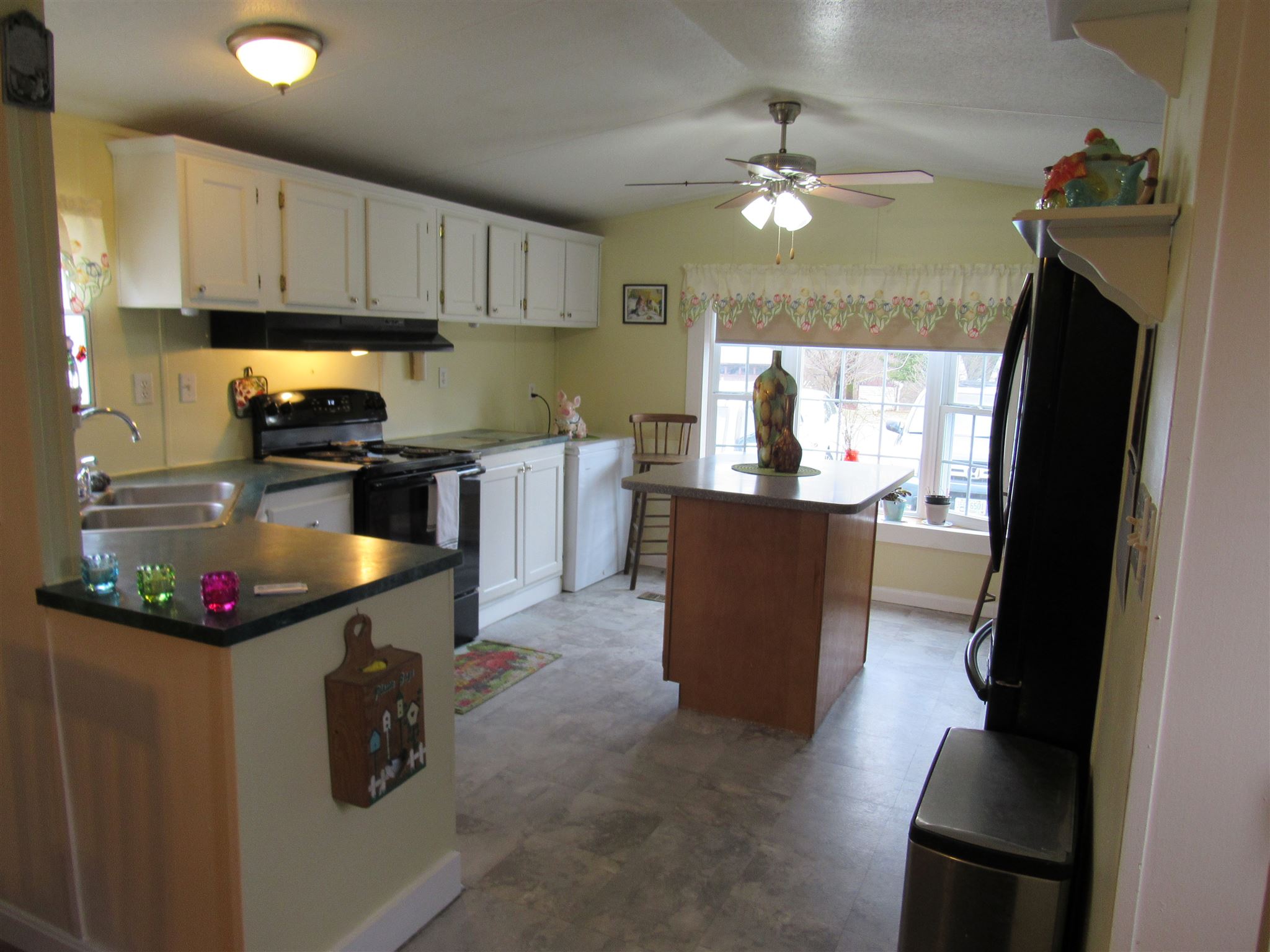 175 Leavitt Road, Unit 6 Pittsfield, NH 03263 - Photo 5 of 22 Gallery Image 5