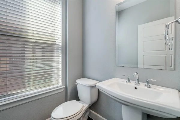 $4,200 | 1348 Arch Place, Dallas, TX 75215