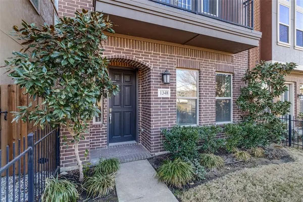 $4,200 | 1348 Arch Place, Dallas, TX 75215