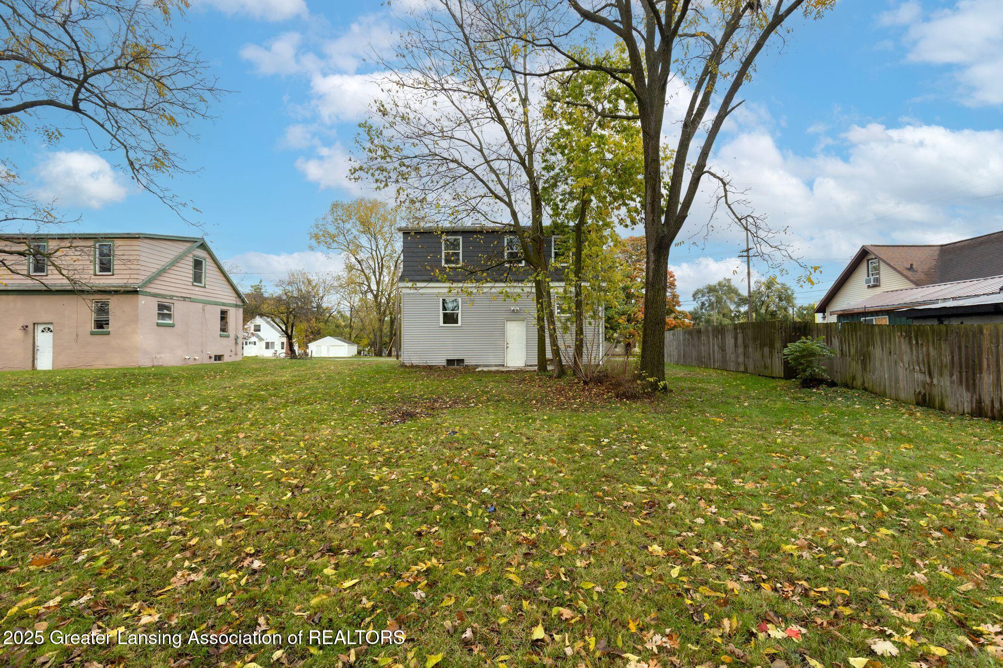 4628 Pleasant Grove Road Lansing, MI 48910 - Photo 26 of 33 MmneFObU