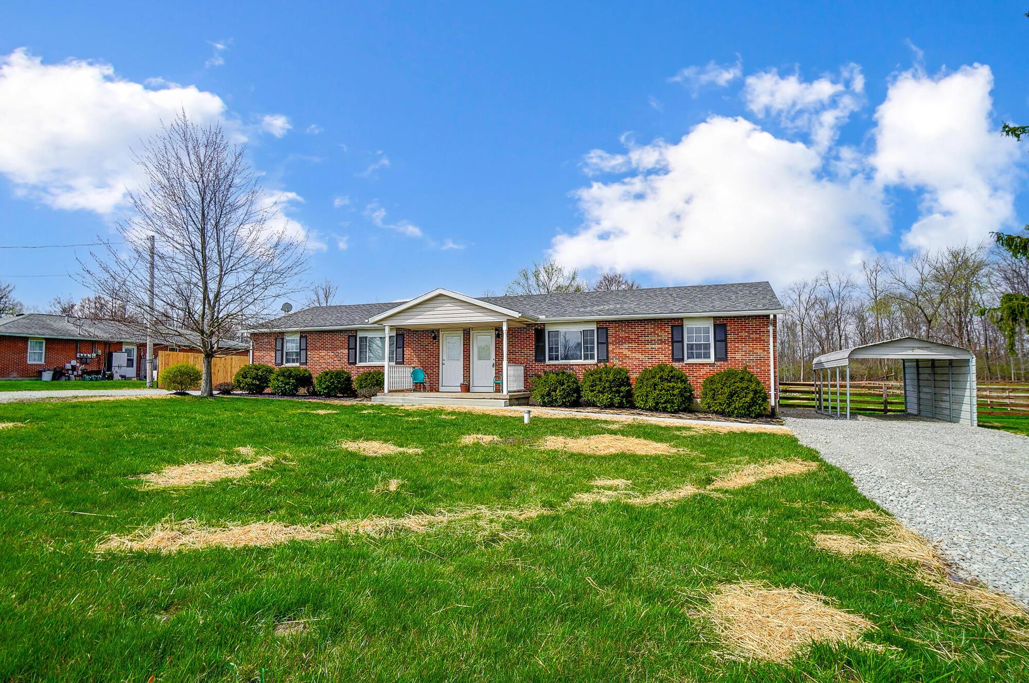 4645 Willow Dale Road Springfield, OH 45502 - Photo 3 of 55 003