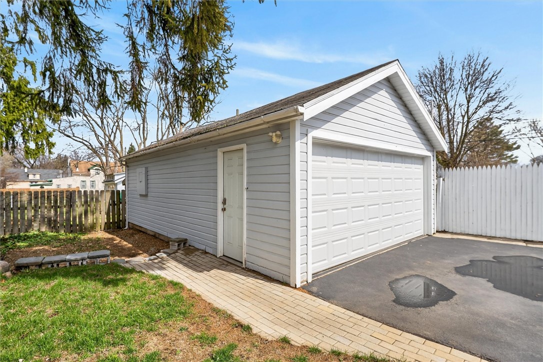 1050 Atlantic Avenue Rochester, NY 14609 - Photo 40 of 50