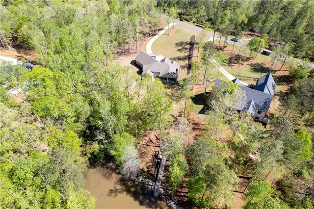 $899,900 | 131 Quiet Cove Way, Monticello, GA 31064