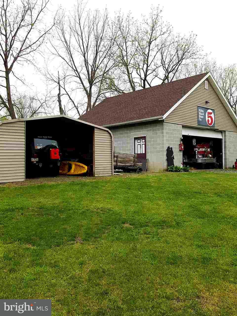 1218 Pine Road Carlisle, PA 17015 - Photo 8 of 21 Gallery Image 8