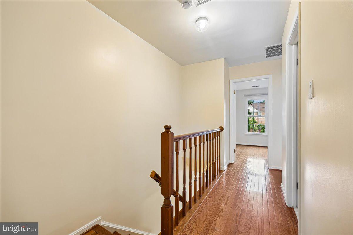 2459 McCormick Road Rockville, MD 20850 - Photo 24 of 74 Second Floor Hallway