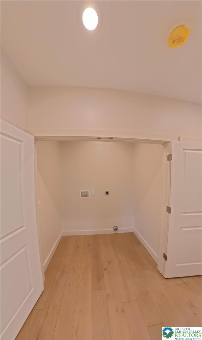 41 South 2nd Street Emmaus, PA 18049 - Photo 22 of 37 a view of a room