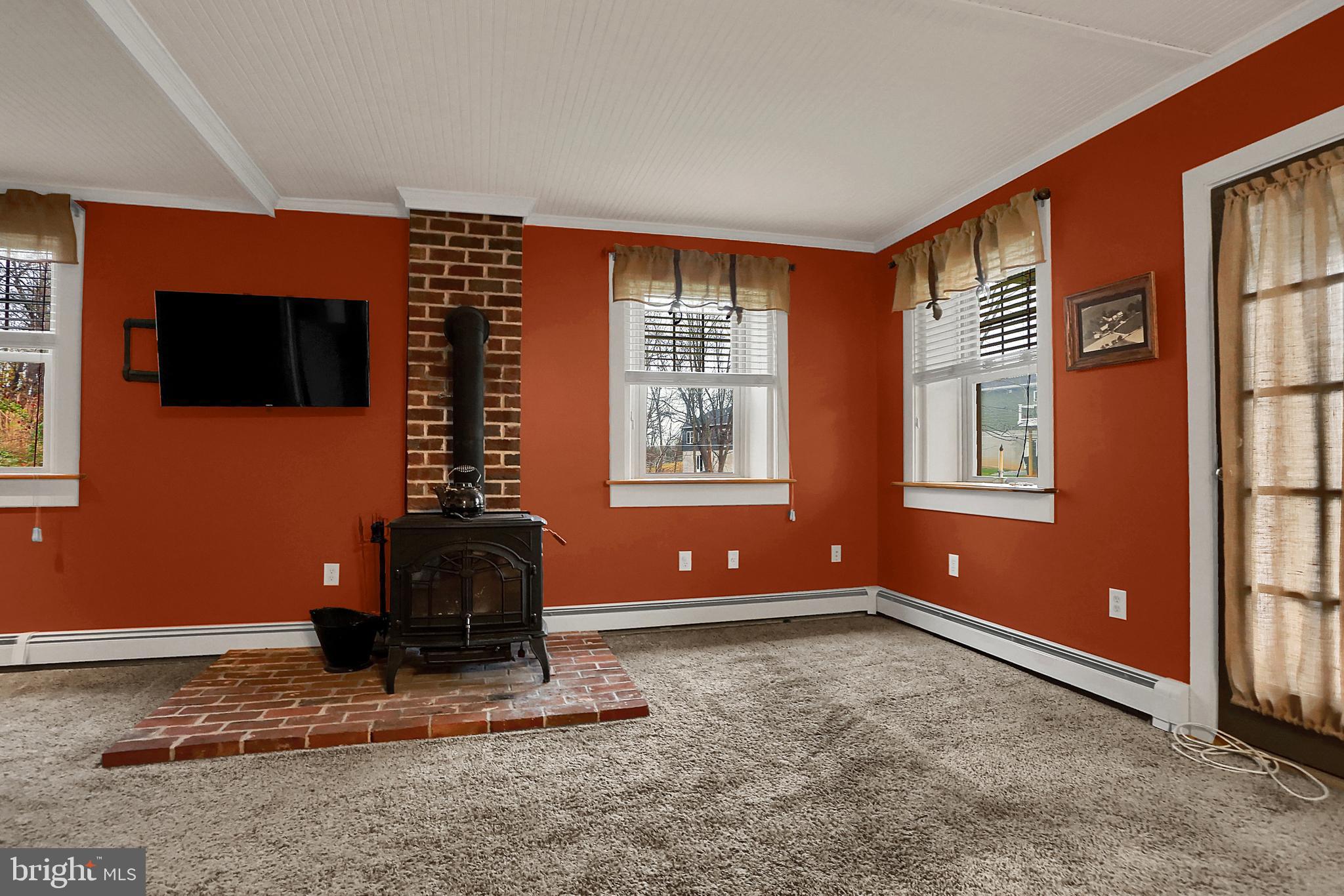 19 South Burns Road Spring Grove, PA 17362 - Photo 5 of 43 Gallery Image 5