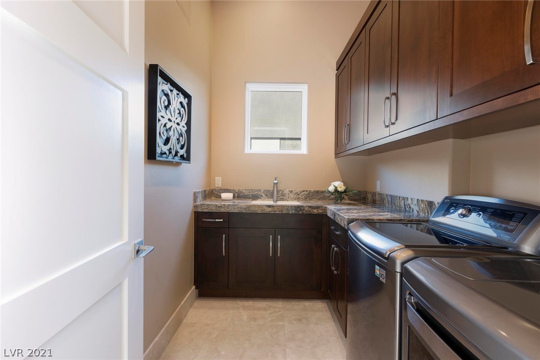 675 Scenic Rim Drive Henderson, NV 89012 - Photo 15 of 44