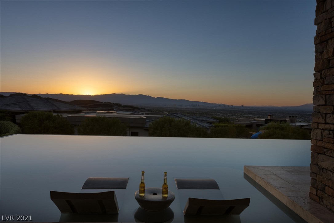 675 Scenic Rim Drive Henderson, NV 89012 - Photo 30 of 44