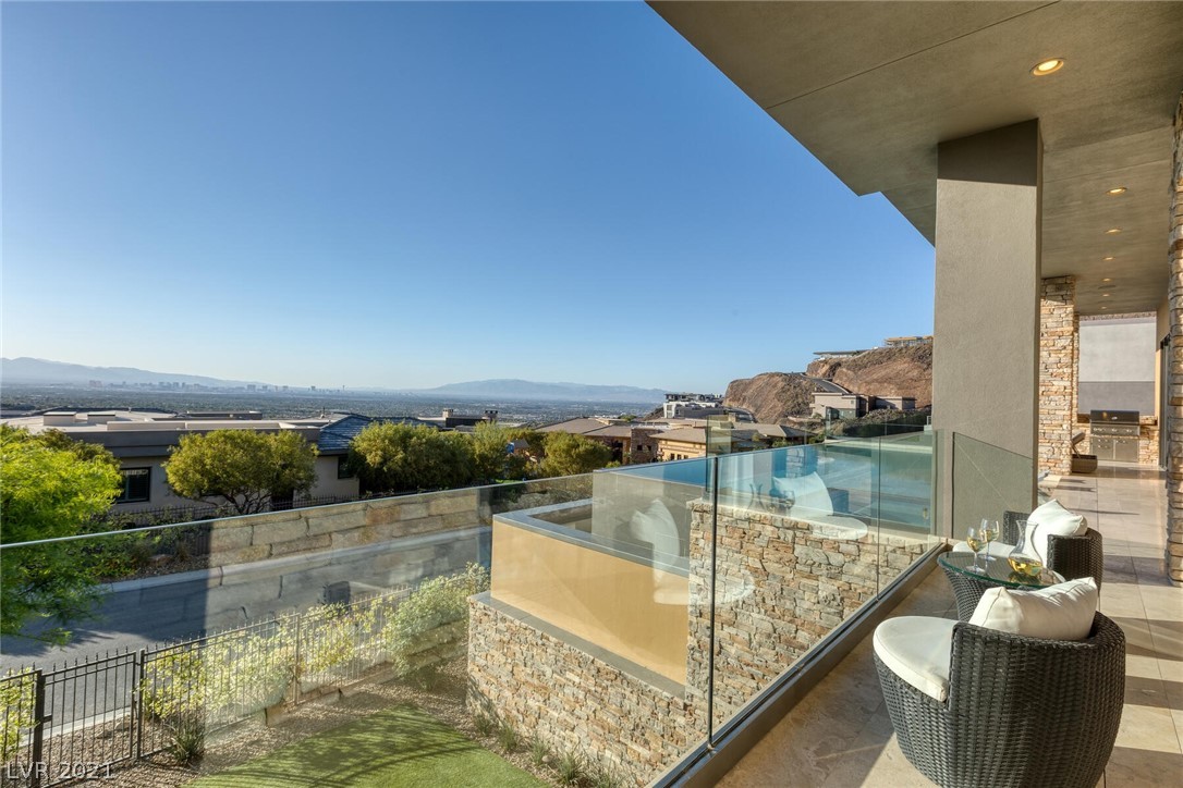 675 Scenic Rim Drive Henderson, NV 89012 - Photo 8 of 44