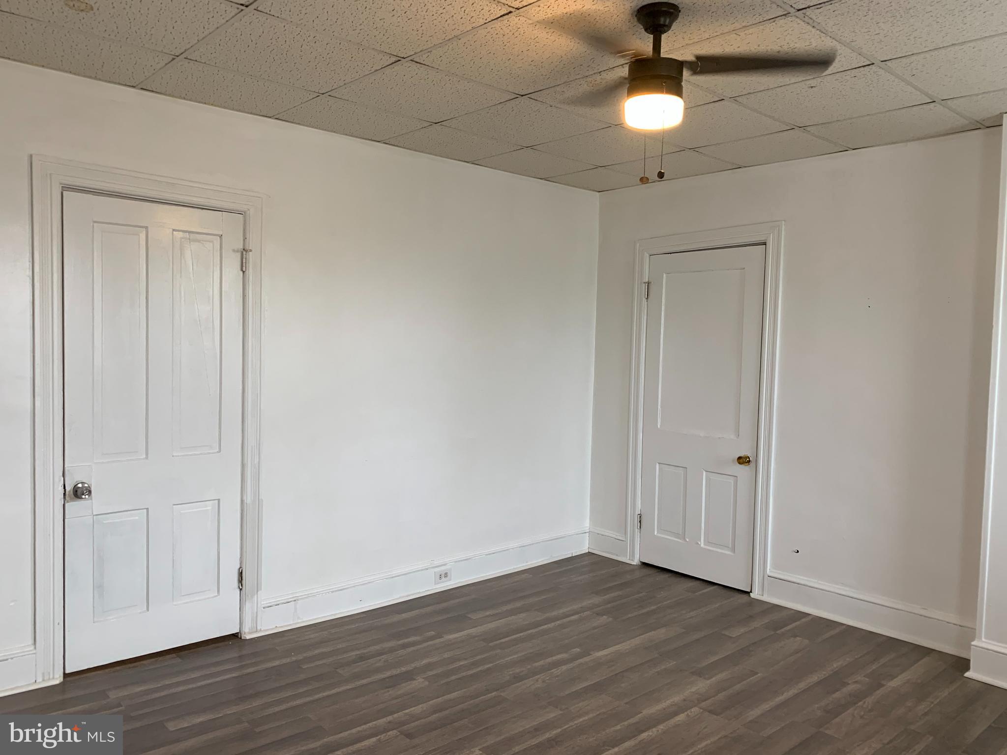 822 Columbus Road Burlington, NJ 08016 - Photo 23 of 32 wooden floor in an empty room