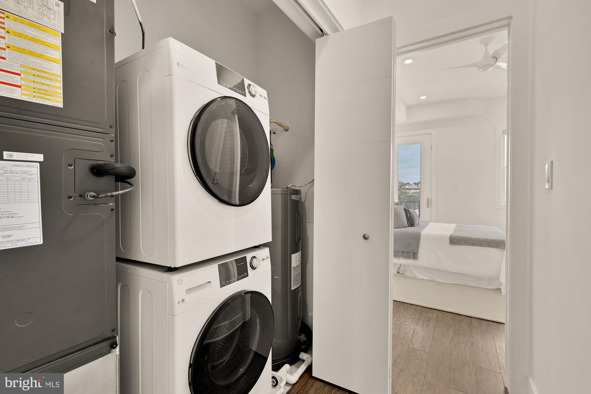 2000 D Street Northeast, Unit 6 Washington, DC 20002 - Photo 19 of 30 a utility room with dryer and washer
