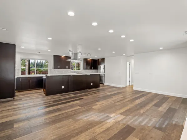 $1,225,000 | 9226 North Fowler Avenue, Clovis, CA 93619