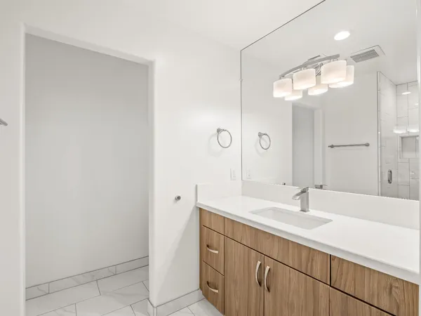 $1,225,000 | 9226 North Fowler Avenue, Clovis, CA 93619