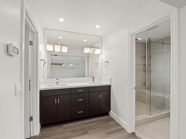 $1,225,000 | 9226 North Fowler Avenue, Clovis, CA 93619