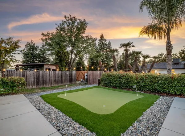 $1,225,000 | 9226 North Fowler Avenue, Clovis, CA 93619