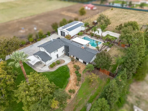 $1,225,000 | 9226 North Fowler Avenue, Clovis, CA 93619