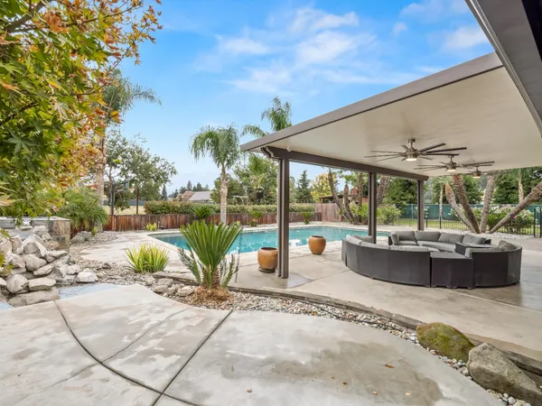 $1,225,000 | 9226 North Fowler Avenue, Clovis, CA 93619