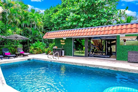 $3,990,000 | 11 Sylvan Lane, Fort Lauderdale, FL 33316
