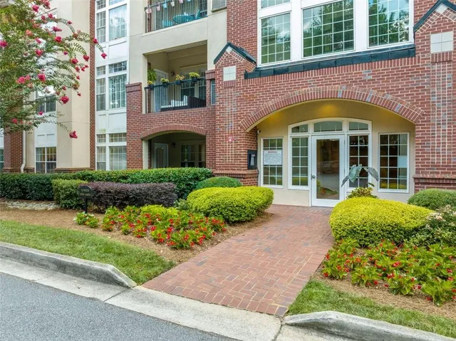 $330,000 | 3636 Habersham Road Northwest, Unit 2207, Atlanta, GA 30305