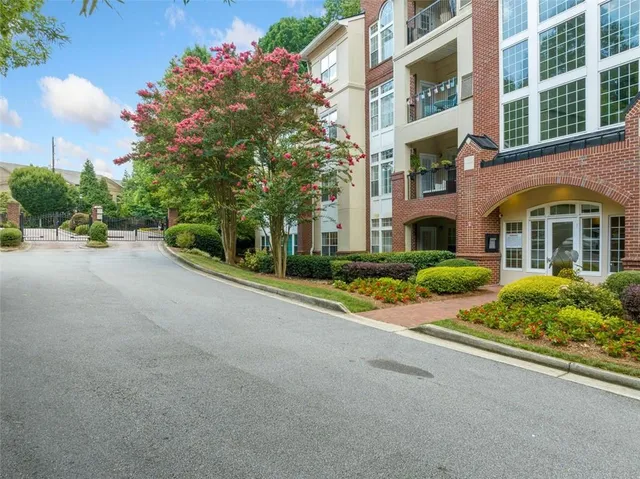 $330,000 | 3636 Habersham Road Northwest, Unit 2207, Atlanta, GA 30305
