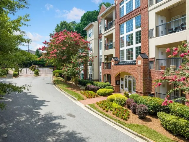 $330,000 | 3636 Habersham Road Northwest, Unit 2207, Atlanta, GA 30305