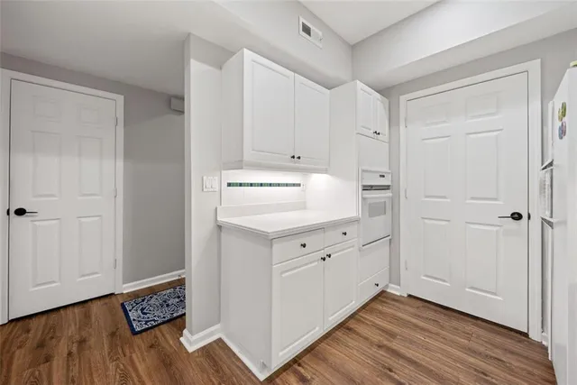 $330,000 | 3636 Habersham Road Northwest, Unit 2207, Atlanta, GA 30305