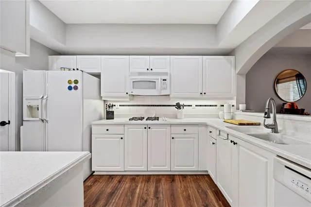 $330,000 | 3636 Habersham Road Northwest, Unit 2207, Atlanta, GA 30305