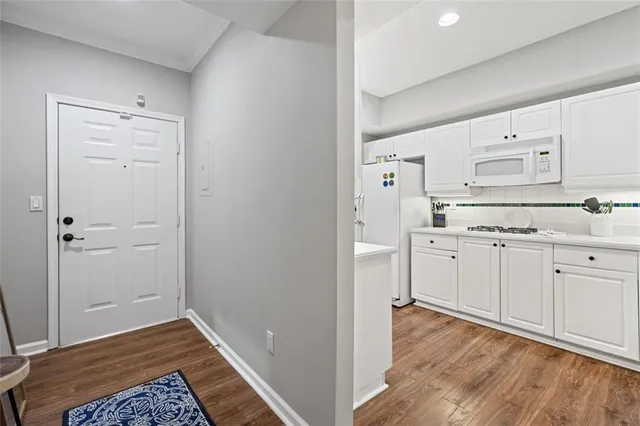 $330,000 | 3636 Habersham Road Northwest, Unit 2207, Atlanta, GA 30305