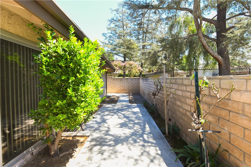 5468 Apricot Lane Riverside, CA 92506 - Photo 19 of 23 Gallery Image 19