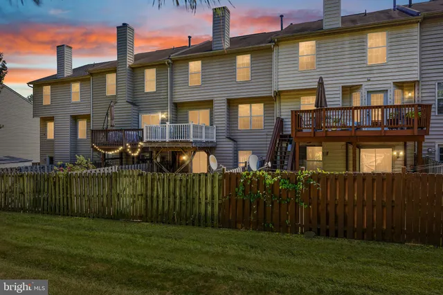 $424,900 | 409 Waters Cove Court, Stafford, VA 22554