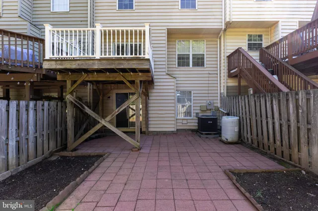 $424,900 | 409 Waters Cove Court, Stafford, VA 22554