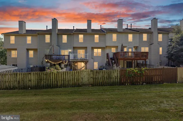 $424,900 | 409 Waters Cove Court, Stafford, VA 22554