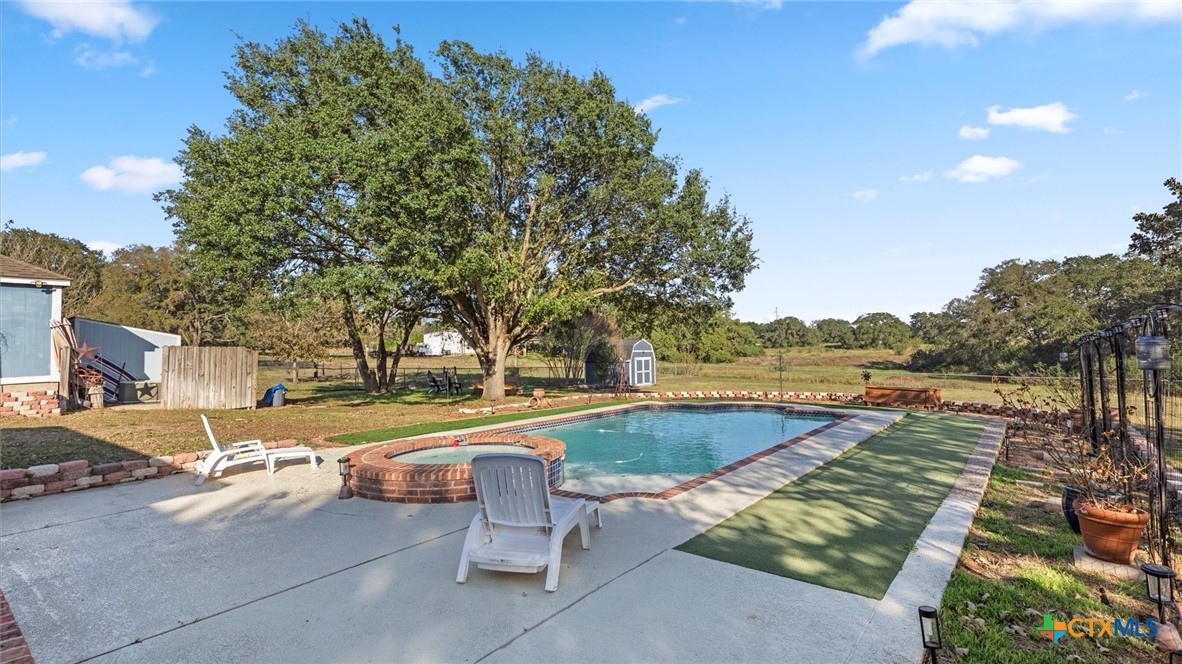 501 Rudeloff Road Seguin, TX 78155 - Photo 8 of 40