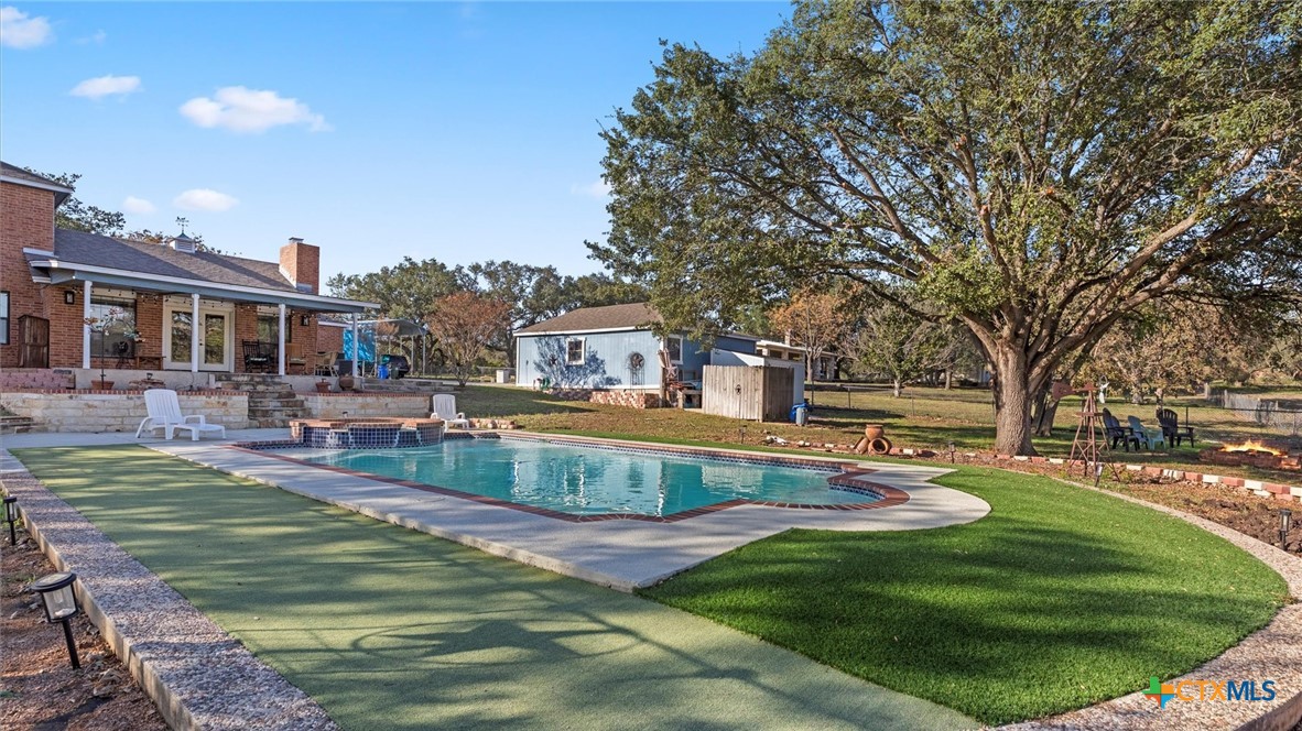 501 Rudeloff Road Seguin, TX 78155 - Photo 9 of 40