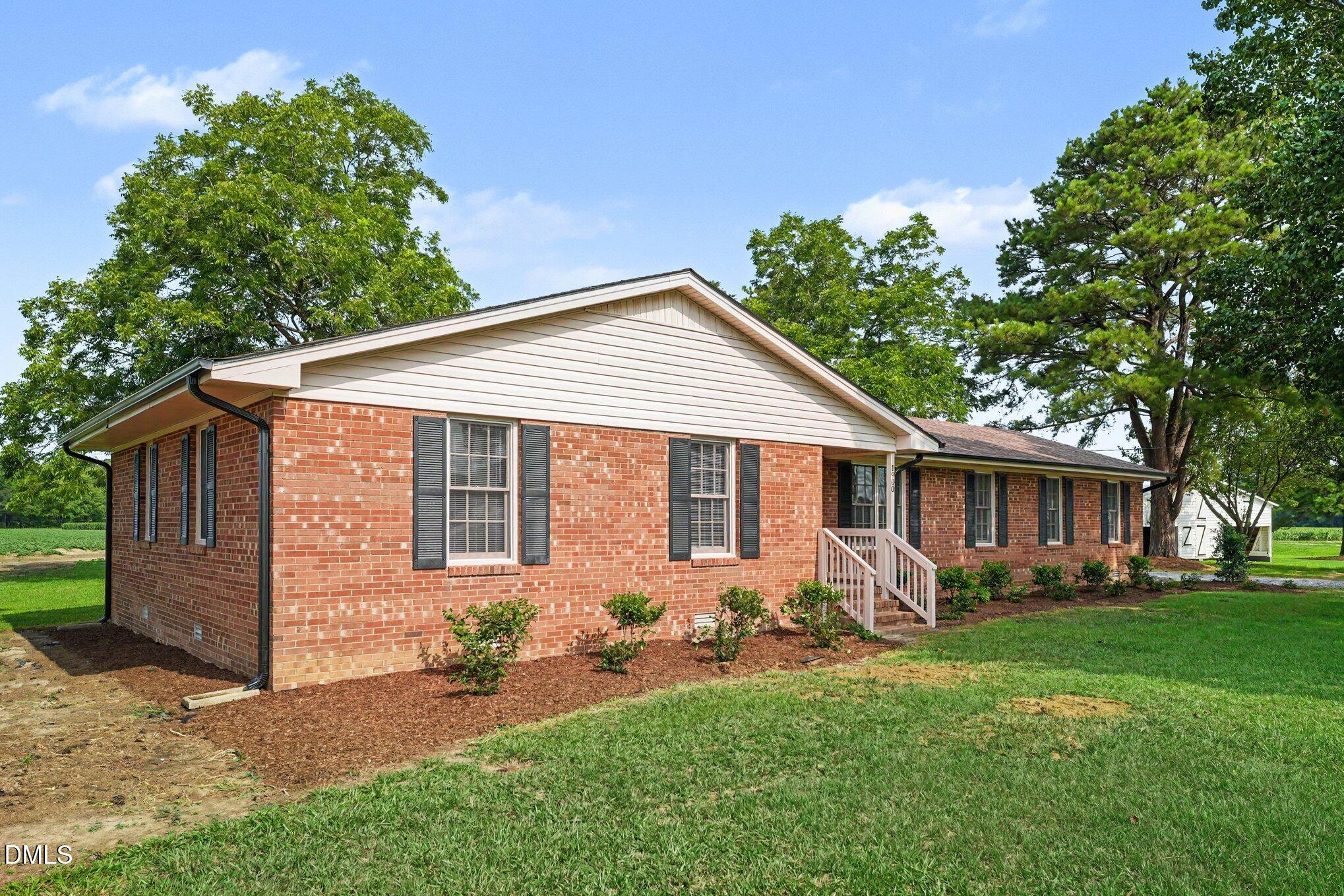 1900 Wc Braswell Road Princeton, NC 27569 - Photo 2 of 26 003_file_6816