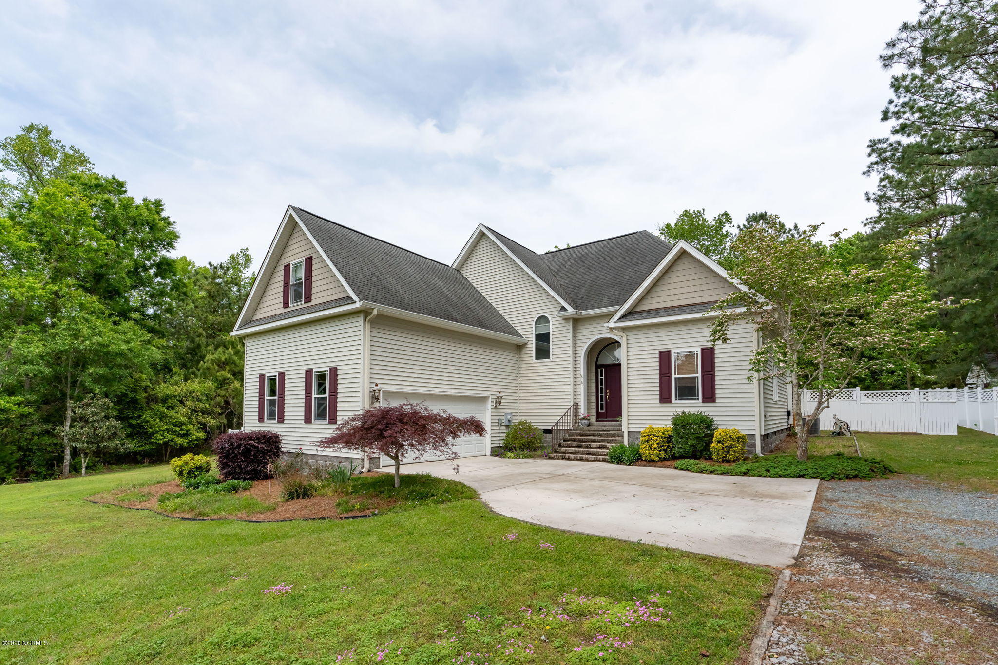 80 Oyster Point Lane Hampstead, NC 28443 - Photo 2 of 38 80+Oyster+Point+Ln+Hampstead-48-large