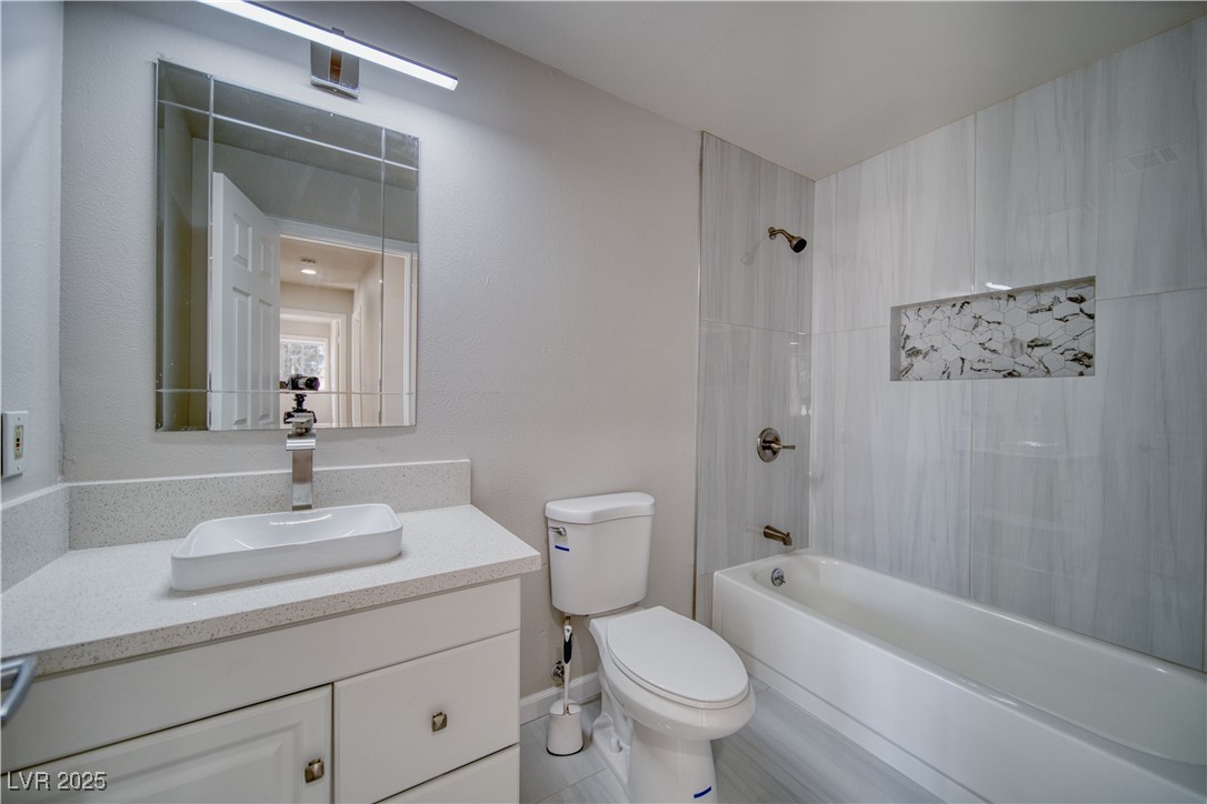 561 Jarvis Road Pahrump, NV 89060 - Photo 38 of 64 Bathroom #2