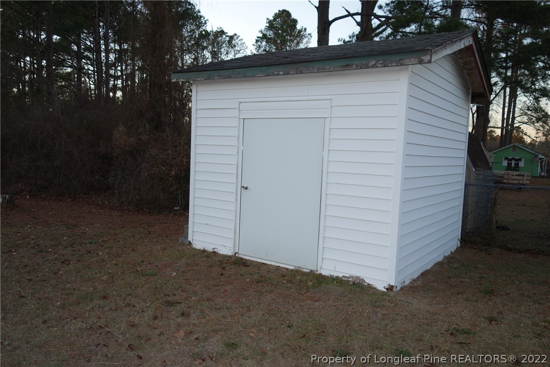 7258 Center Road Bladenboro, NC 28320 - Photo 3 of 7 Gallery Image 3