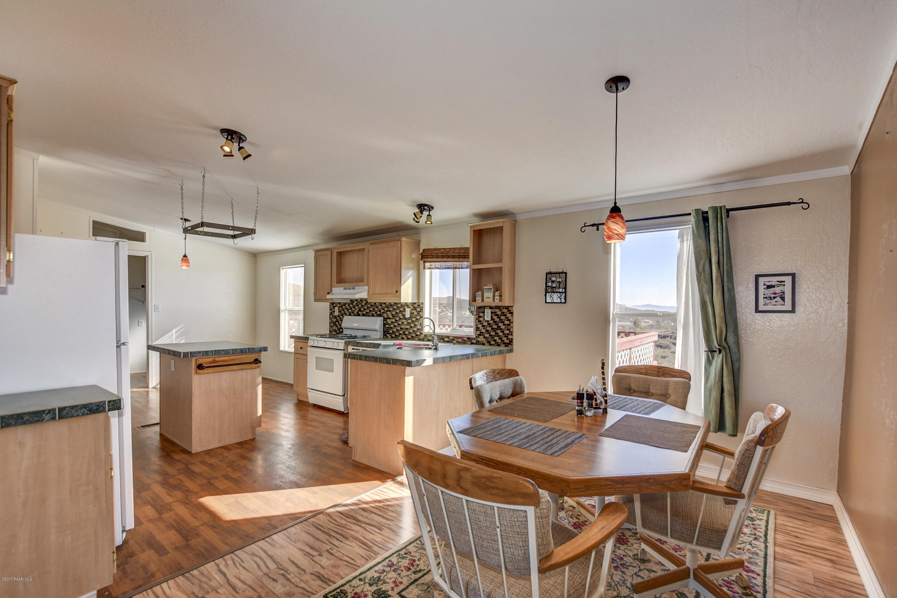 17155 East Roper Way Dewey, AZ 86327 - Photo 8 of 26 Dining Room 2