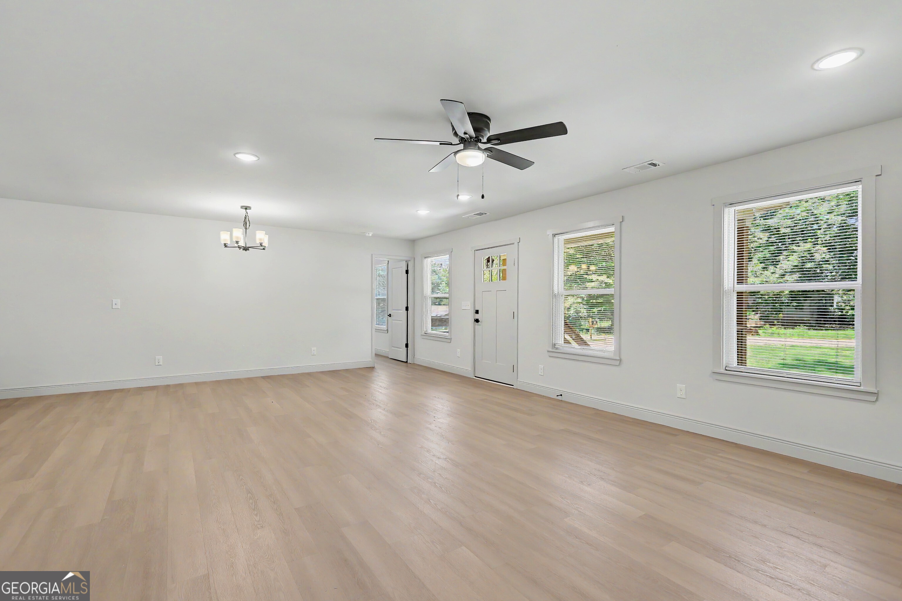 400 Loblolly Ridge Locust Grove, GA 30248 - Photo 4 of 42