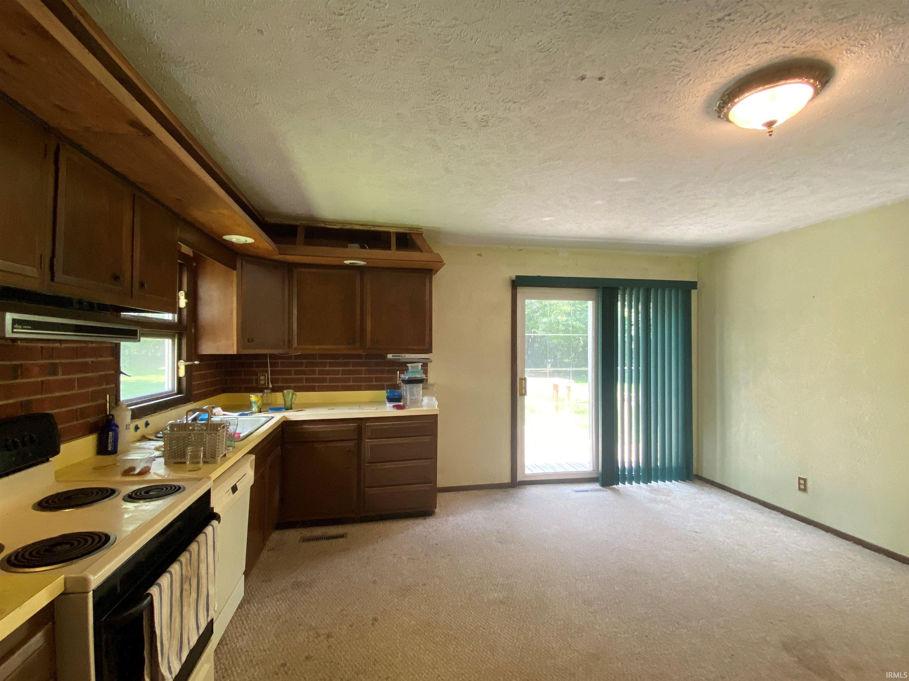 55327 Timothy Road New Carlisle, IN 46552 - Photo 11 of 29