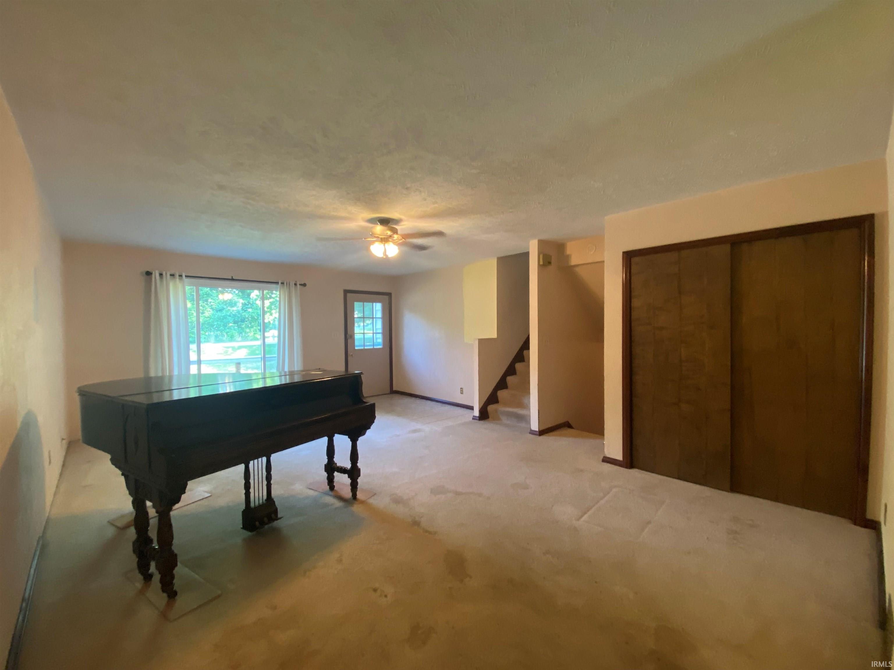 55327 Timothy Road New Carlisle, IN 46552 - Photo 5 of 29