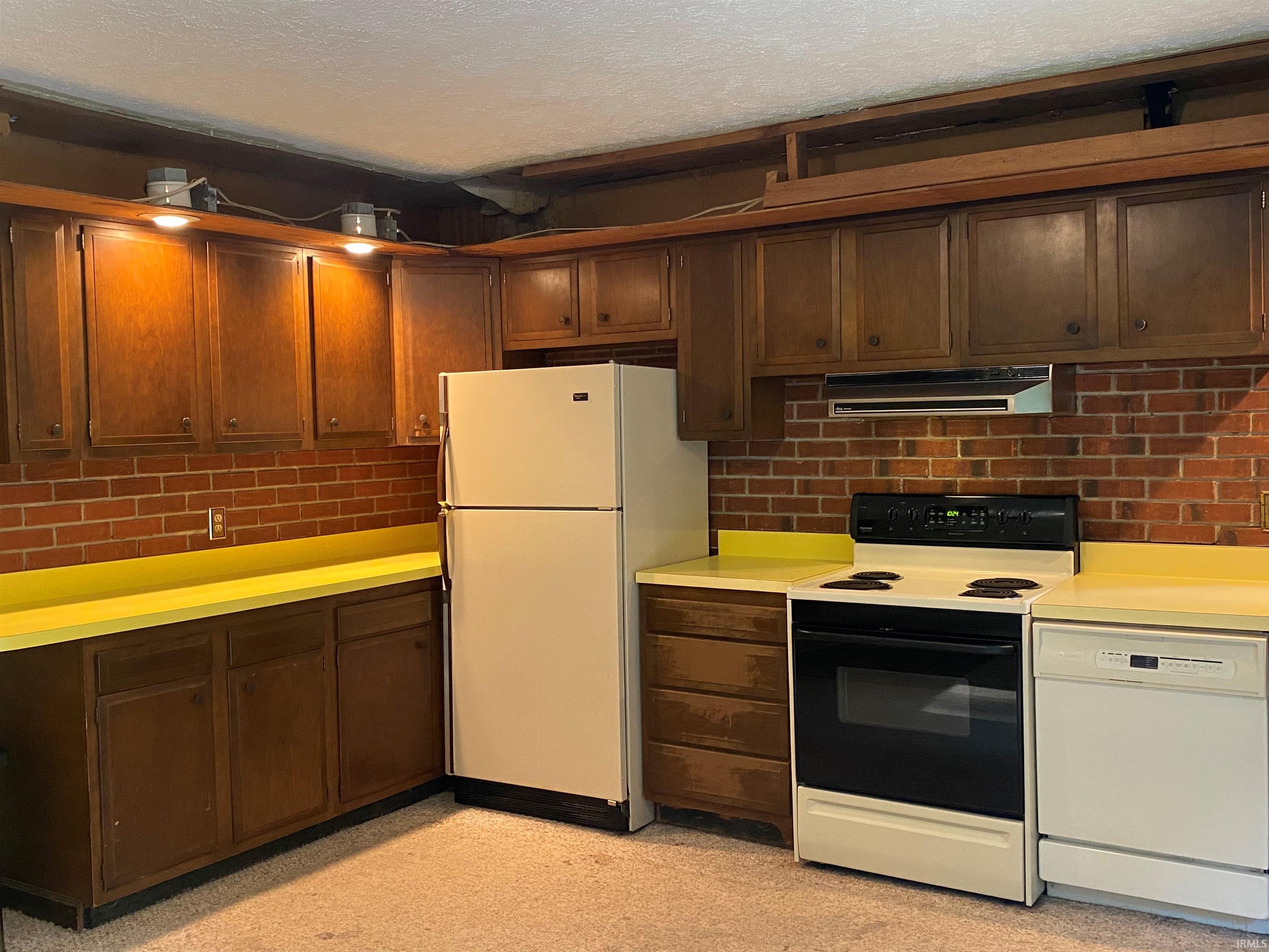 55327 Timothy Road New Carlisle, IN 46552 - Photo 9 of 29