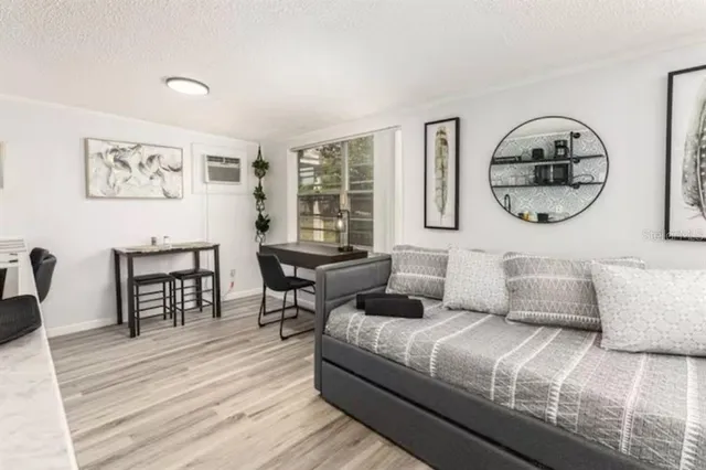 $1,800 | Undisclosed Address, Orlando, FL 32808